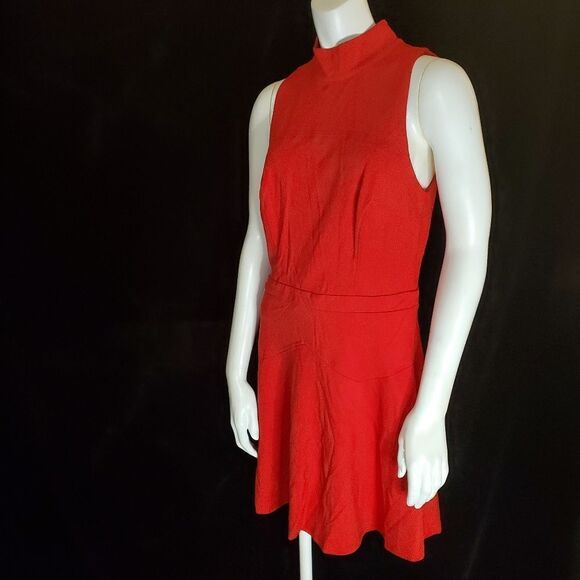 Ali & Jay Melt My Heart Red Dress (L) - Picture 3 of 7